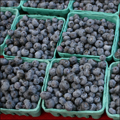 Farmers' Markets in Memphis blueberries